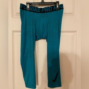 Nike Pro Men’s 3/4 Leggings - Medium NWOT